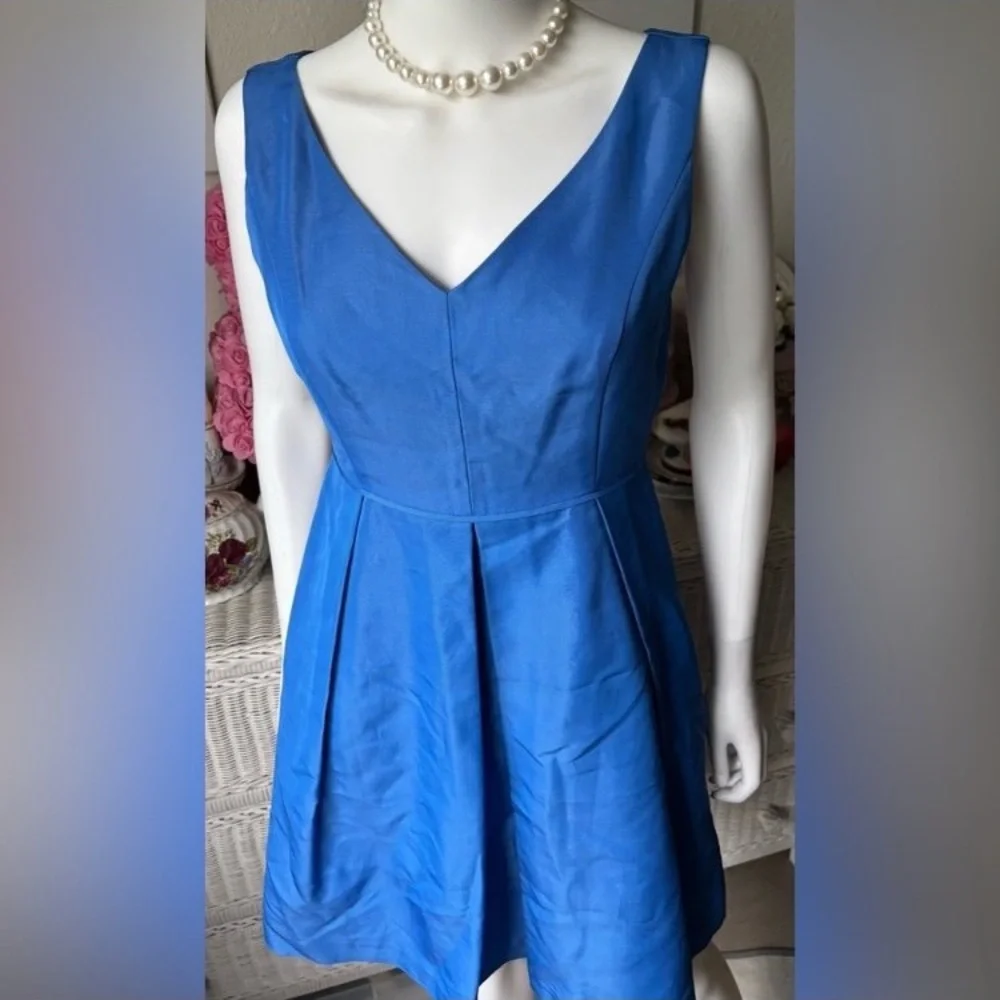 J. Crew Mini Dress Low Cut Cotton Style A1450 Textured & Structured Blue Size 2